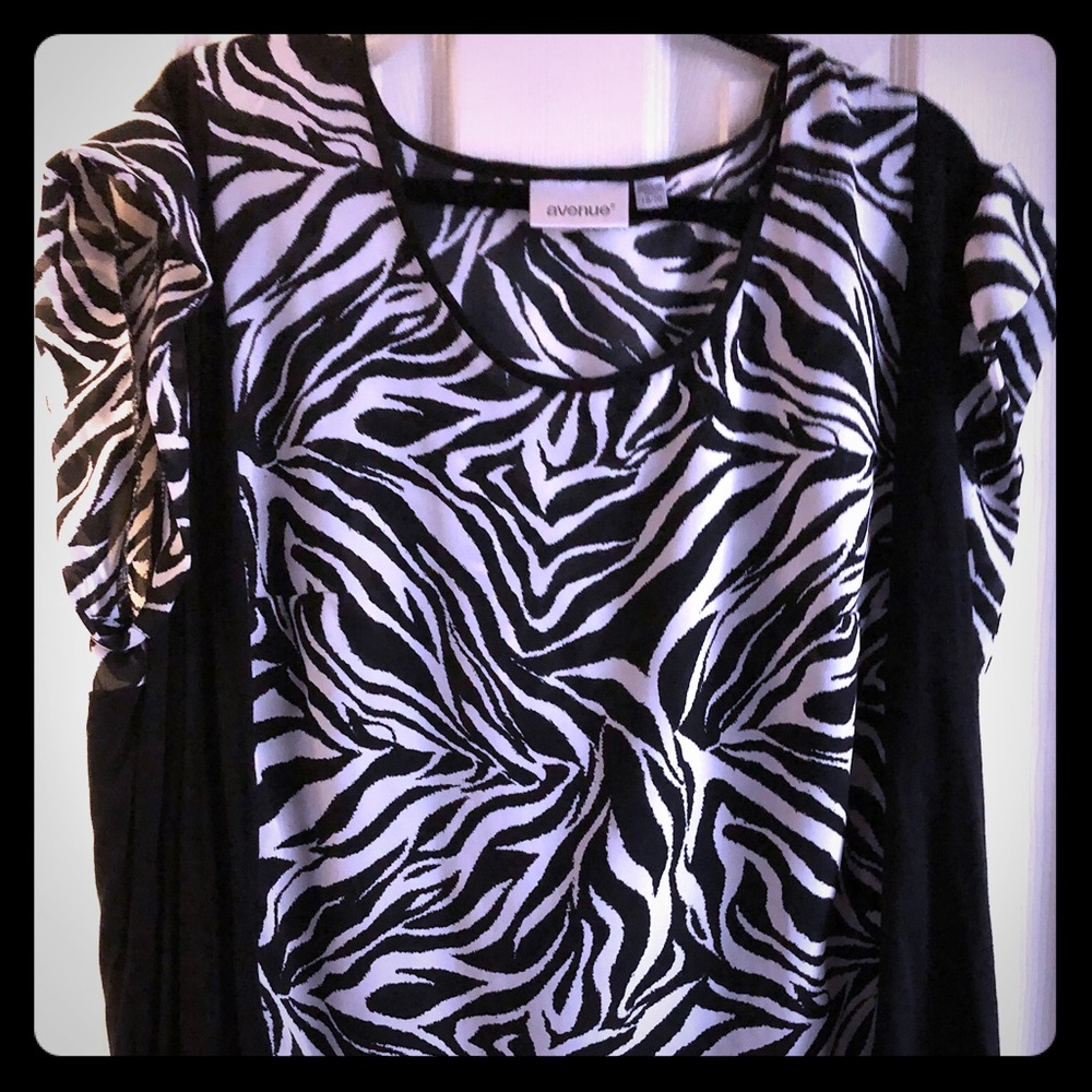Avenue Plus size top
